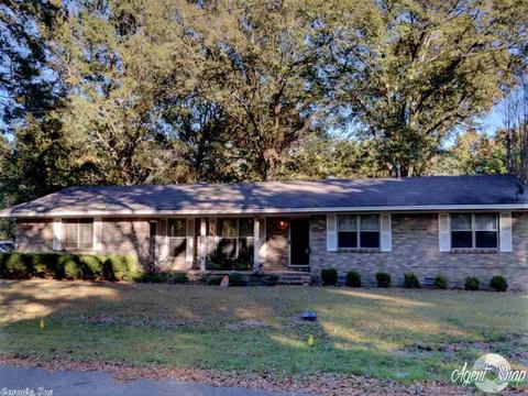 303 Branch St, Lonoke, AR 72086 photo 1