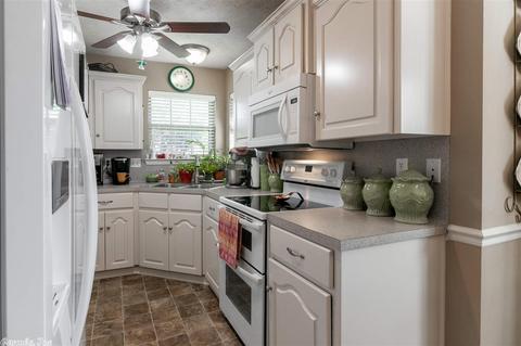 2375 Nature Trl, Conway, AR 72032 photo 11