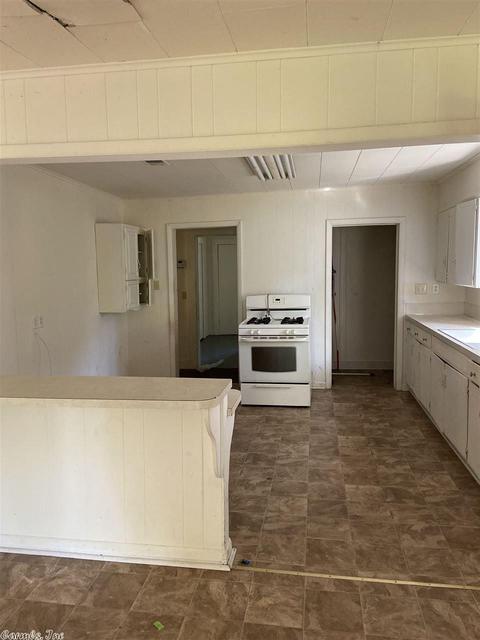 819 E Highland St, Malvern, AR 72104 photo 18