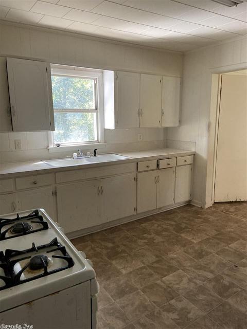 819 E Highland St, Malvern, AR 72104 photo 16