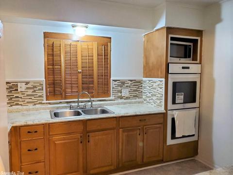 2 Hagan Dr, Pine Bluff, AR 71603 photo 7