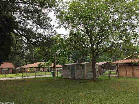 1916 Starlite Dr, Pine Bluff, AR 71603 photo 2