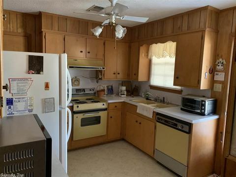 1916 Starlite Dr, Pine Bluff, AR 71603 photo 4