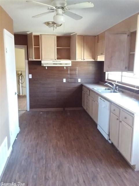 303 E College St, Beebe, AR 72012 photo 9