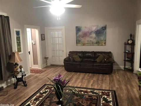 1215 Alabama St, Pine Bluff, AR 71601 photo 3