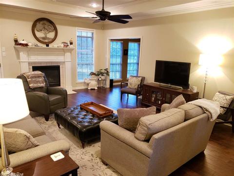355 Castlegate Dr, Conway, AR 72034 photo 9