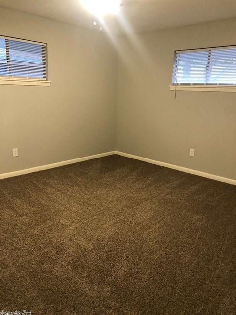2304 Starlite, Pine Bluff, AR 71603 photo 9
