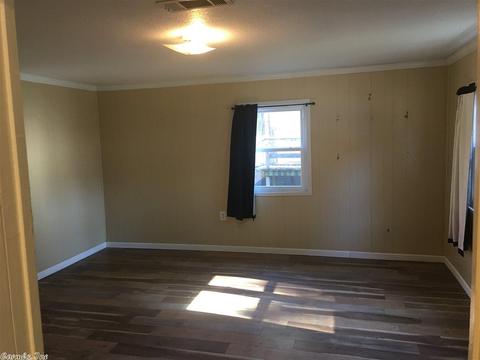 50 Third Cir, Conway, AR 72032 photo 5
