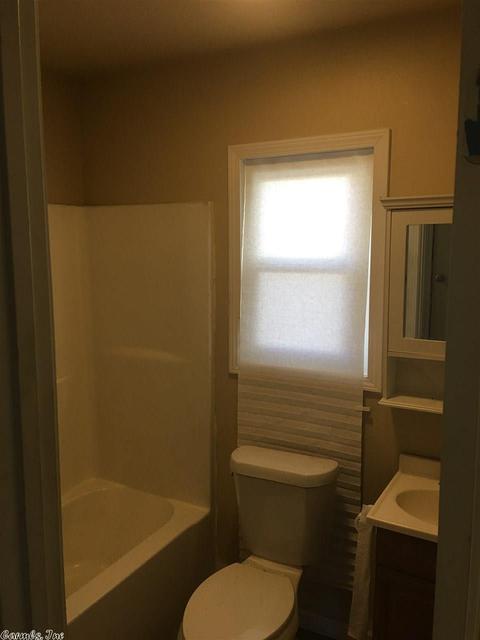 50 Third Cir, Conway, AR 72032 photo 9