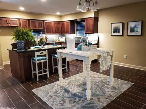 690 Joyce Dr, Benton, AR 72019 photo 4