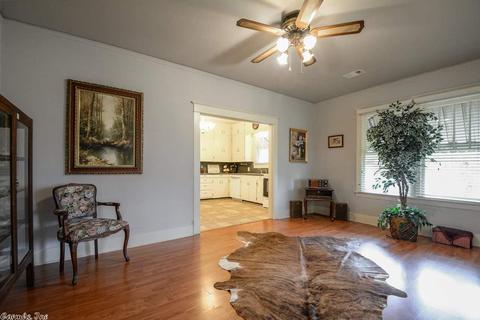 405 E Main St, Cabot, AR 72023 photo 3