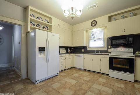 405 E Main St, Cabot, AR 72023 photo 7