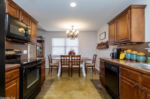 211 Iris St, Benton, AR 72015 photo 6