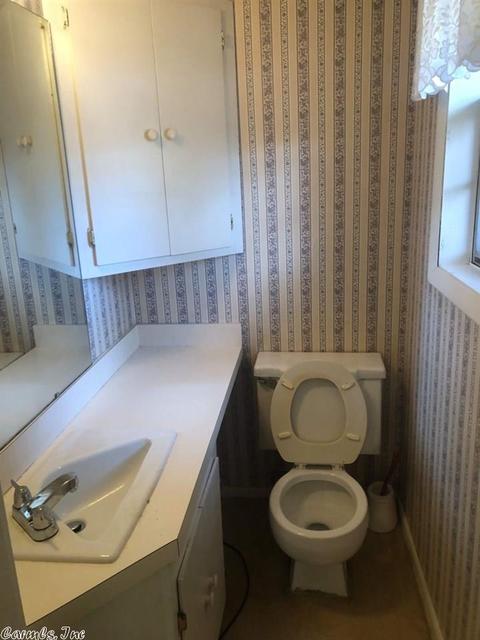 2405 W 47th, Pine Bluff, AR 71603 photo 11
