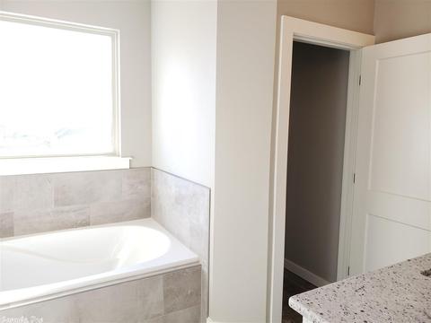 1556 Cypress Pointe St, Cabot, AR 72023 photo 18