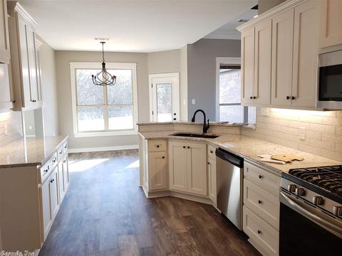 1556 Cypress Pointe St, Cabot, AR 72023 photo 8