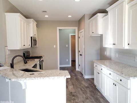 1556 Cypress Pointe St, Cabot, AR 72023 photo 9