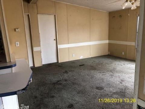 102 S Pine St, Omaha, AR 72662 photo 3