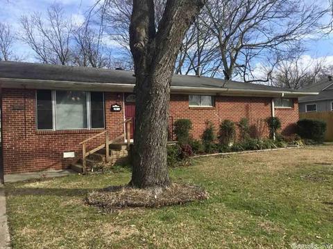 1908 Cleveland St, Conway, AR 72032 photo 1