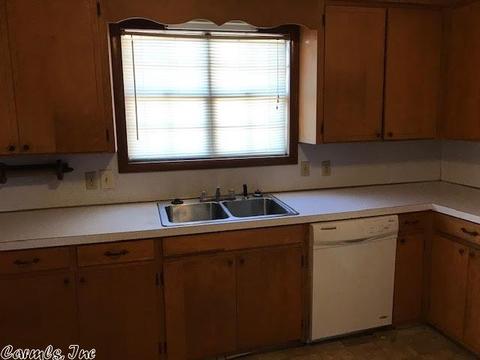604 Monroe, Conway, AR 72032 photo 5