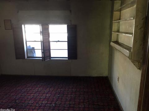 2303 W 26th St, Pine Bluff, AR 71603 photo 9