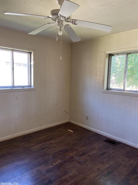 1031 Toler St, Malvern, AR 72104 photo 4