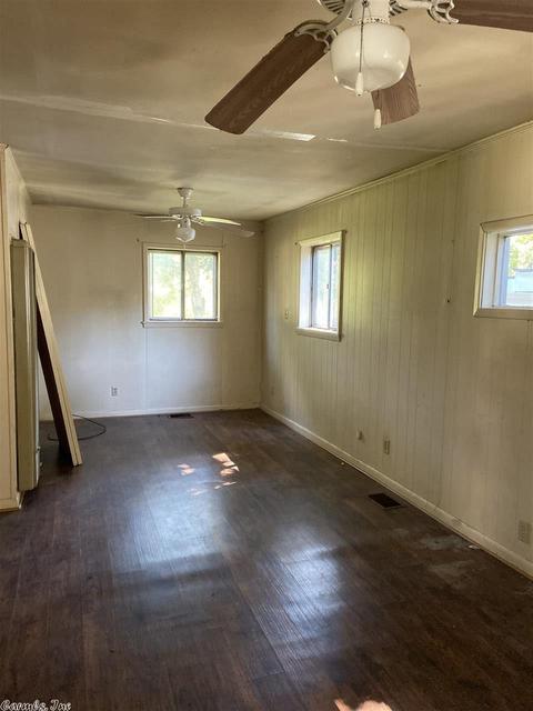 1031 Toler St, Malvern, AR 72104 photo 2