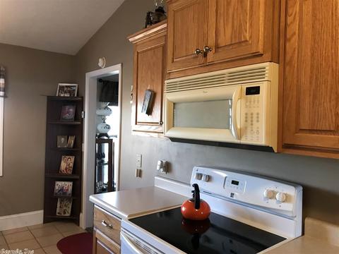 604 Holmes Rd, Mountain View, AR 72560 photo 12