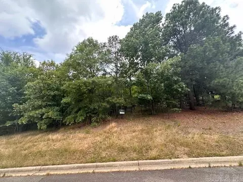 244 Oak Shores Cir, Hot Springs, AR 71913