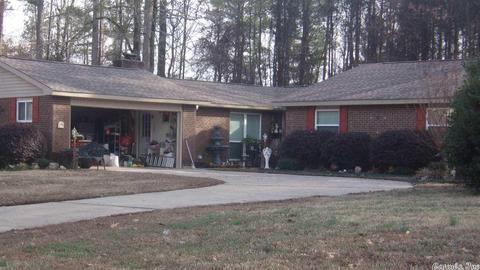 2102 Monticello Ct, Pine Bluff, AR 71603 photo 2