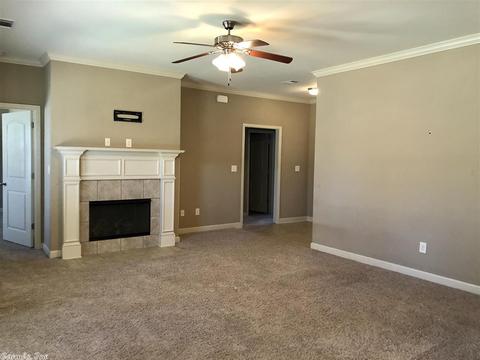 4176 Royal Oak Cir, Benton, AR 72015 photo 3