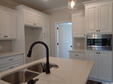 904 Dawsons Pointe Ave, Bryant, AR 72022 photo 6