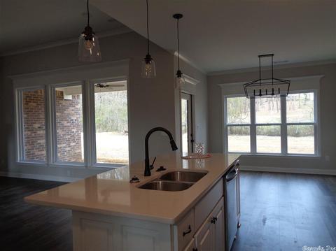 904 Dawsons Pointe Ave, Bryant, AR 72022 photo 10