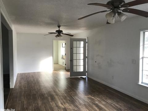 64 N Circle Dr, Ash Flat, AR 72513 photo 4