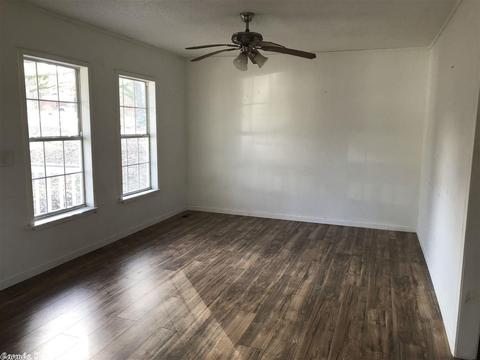 64 N Circle Dr, Ash Flat, AR 72513 photo 3