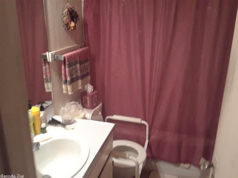 714 W 28th St, Pine Bluff, AR 71603 photo 12