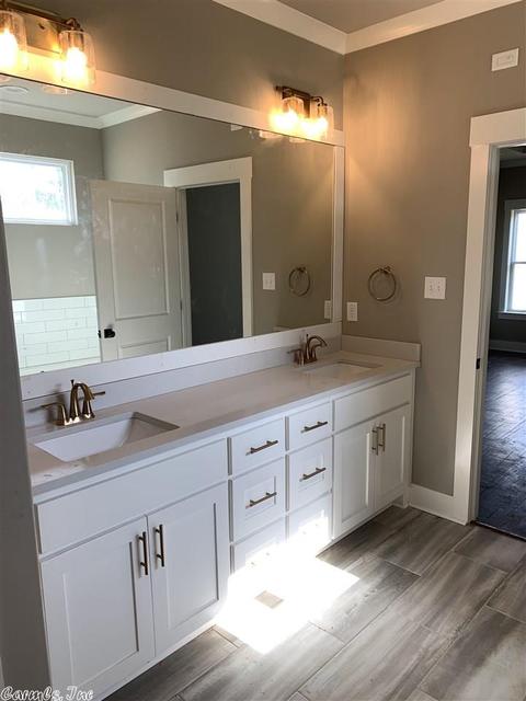 2515 Hurricane Gardens Dr, Bryant, AR 72019 photo 16