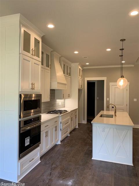 2515 Hurricane Gardens Dr, Bryant, AR 72019 photo 9