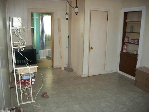 221 S 4th, Benton, AR 72015 photo 5