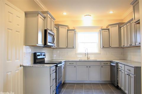 3005 Walnut St, Benton, AR 72019 photo 13