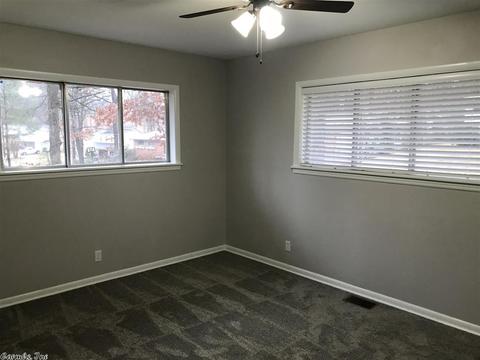 1719 Cedarhurst Dr, Benton, AR 72015 photo 11