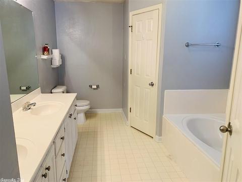 1821 Pine Cir, Bryant, AR 72022 photo 12