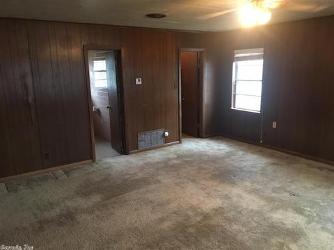 512 Faver, England, AR 72046 photo 7