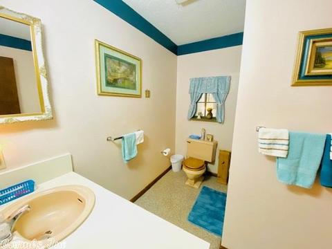 400 N Riverview, Mountain View, AR 72560 photo 13
