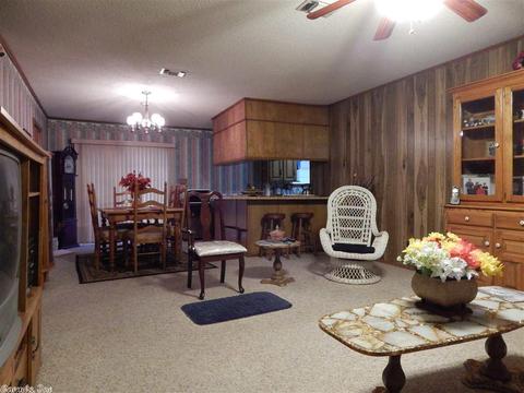 200 Wanda, De Queen, AR 71832 photo 4