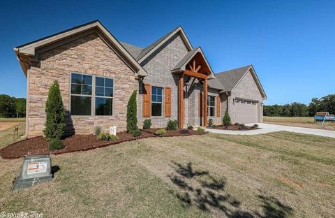 702 Bitterroot Dr, Benton, AR 72019 photo 2