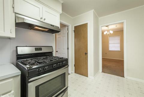 8305 E Cherry St, Benton, AR 72015 photo 18