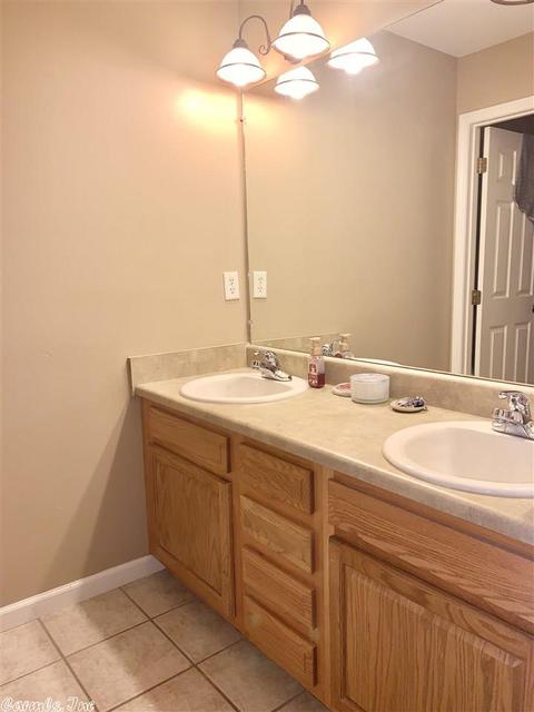 2216 Daniel Dr, Searcy, AR 72143 photo 12