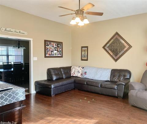 2216 Daniel Dr, Searcy, AR 72143 photo 4