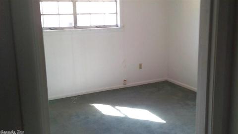 1002 Leigh, Benton, AR 72019 photo 4